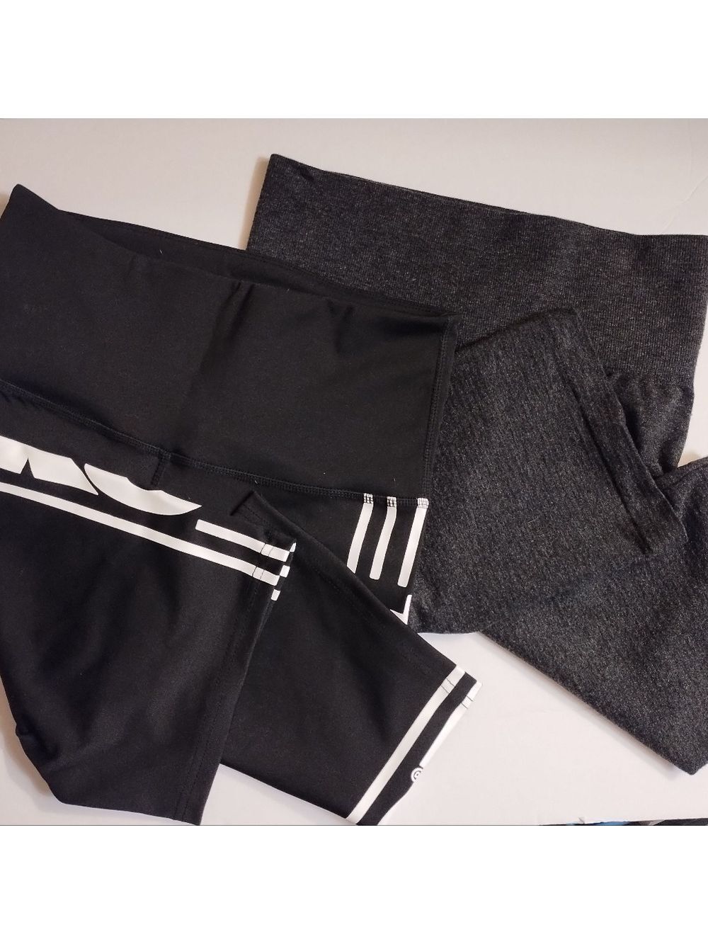 Athletic exercise shorts, TKO are black, Feathers ar dark brown size m